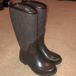 UGG muck boots, brown size 7